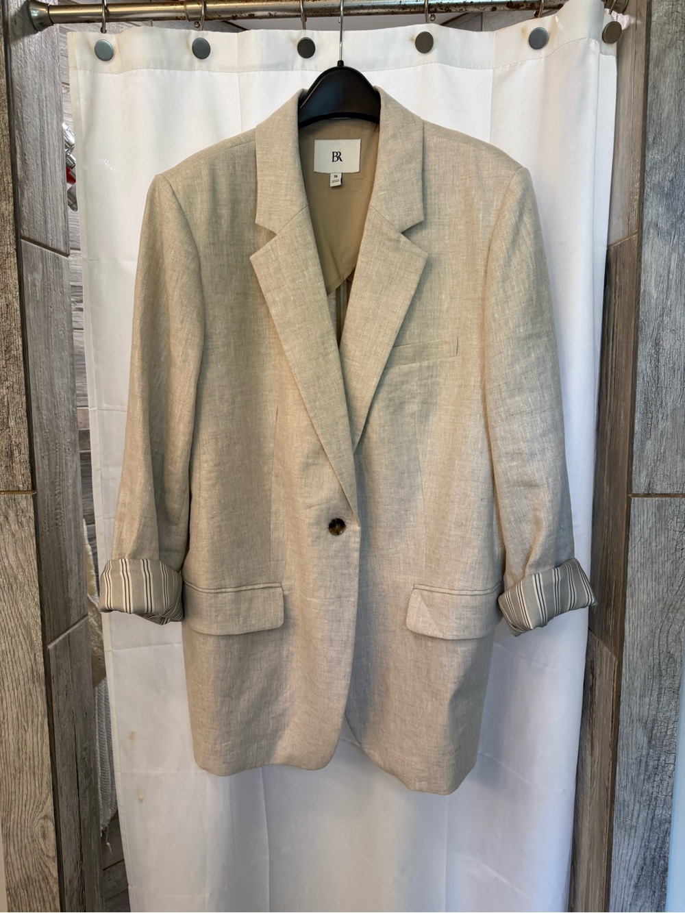 Banana Republic Light Cream Linen-Blend Single-Button Blazer